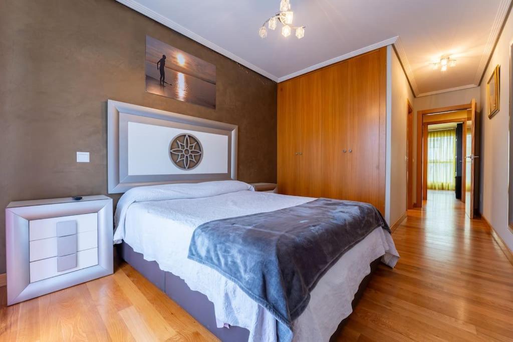Apartamento En El Corazon De La Ciudad Con Parking Santander Buitenkant foto