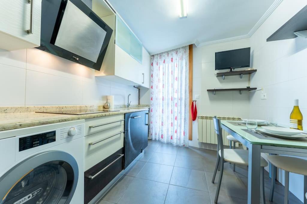 Apartamento En El Corazon De La Ciudad Con Parking Santander Buitenkant foto